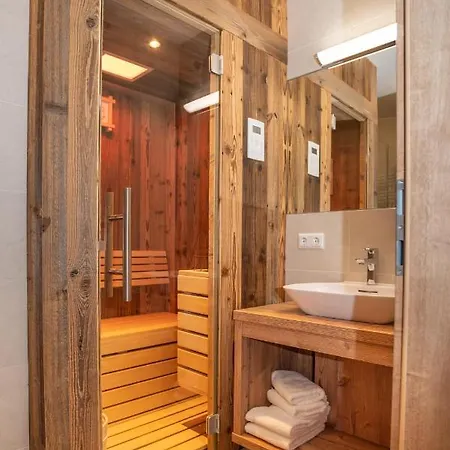 Appartementhaus Aurum - Summercard Included Apartman Zell am See