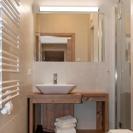 Appartementhaus Aurum - Summercard Included Апартаменти Целль-ам-Зеє