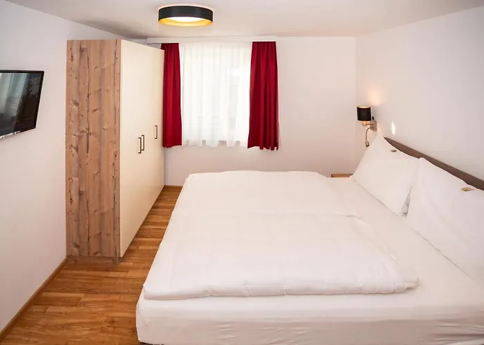 Appartementhaus Aurum - Summercard Included * Целль-ам-Зеє